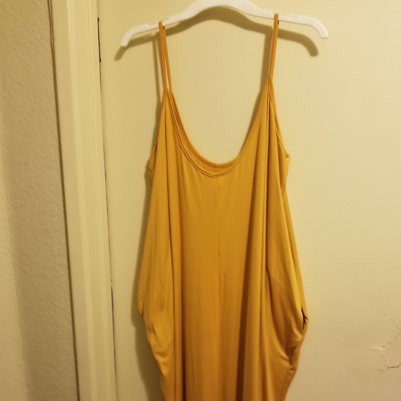 Soft maxi dress with pockets - Picture 2 of 2